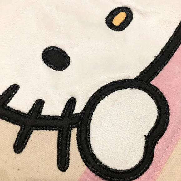 2011 Lambs  and Ivy Hello Kitty Canvas Wall Organizer - Picture 14 of 16